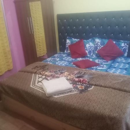 Hotel Antarctica &Pine N Dine Blues Cafe مايالي المظهر الخارجي الصورة
