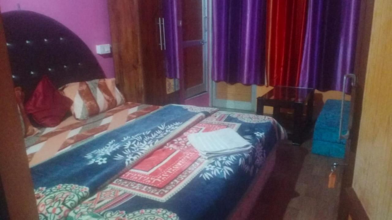 Hotel Antarctica &Pine N Dine Blues Cafe مايالي المظهر الخارجي الصورة